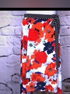Westport - Red & Navy Floral Tie-Waist Skirt